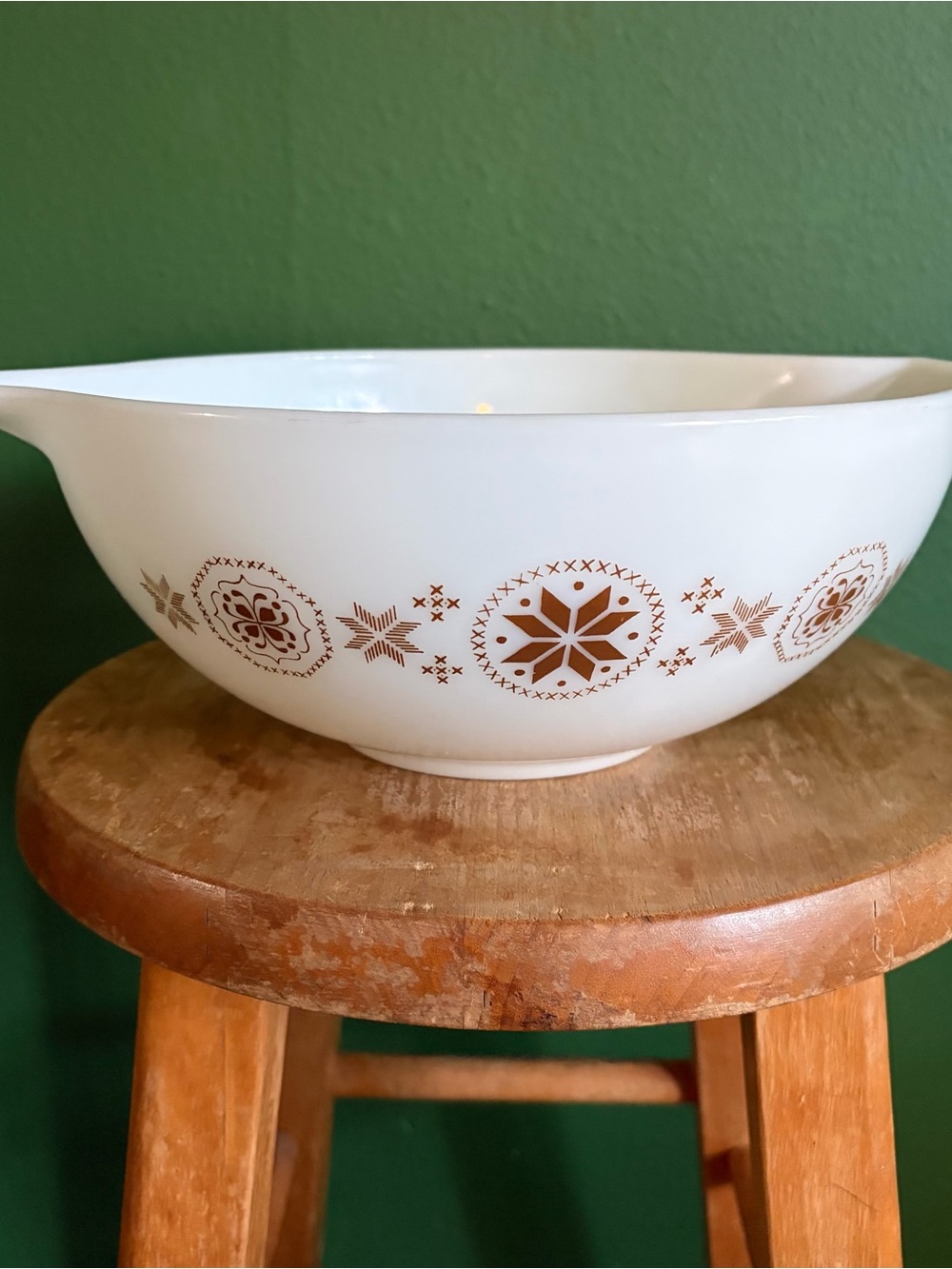 Vintage Pyrex Town & Country Cinderella Mixing Bowl #444